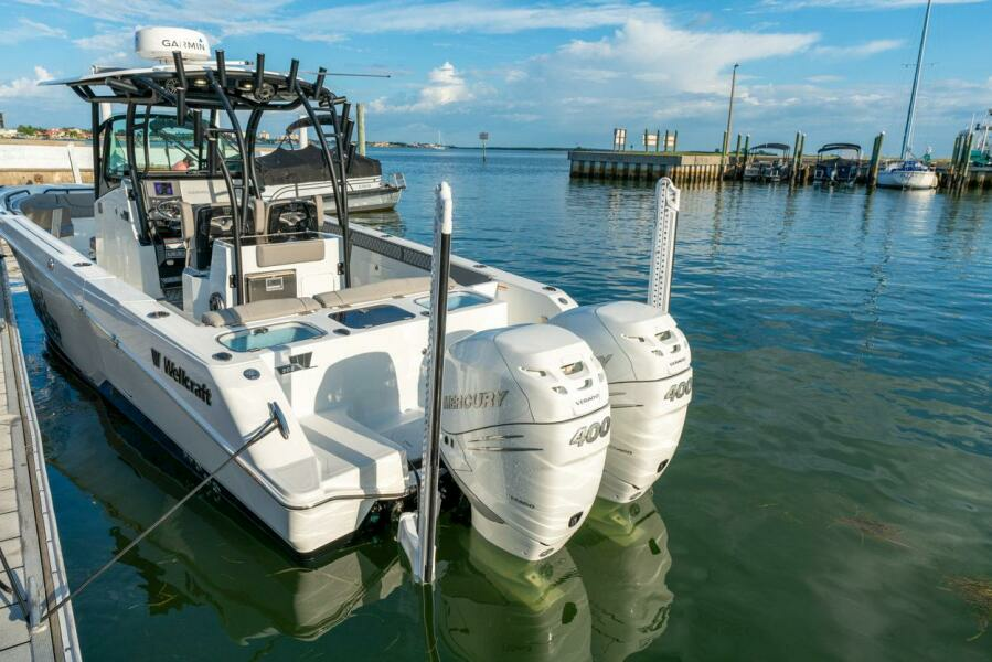 2021 Wellcraft Scarab 302