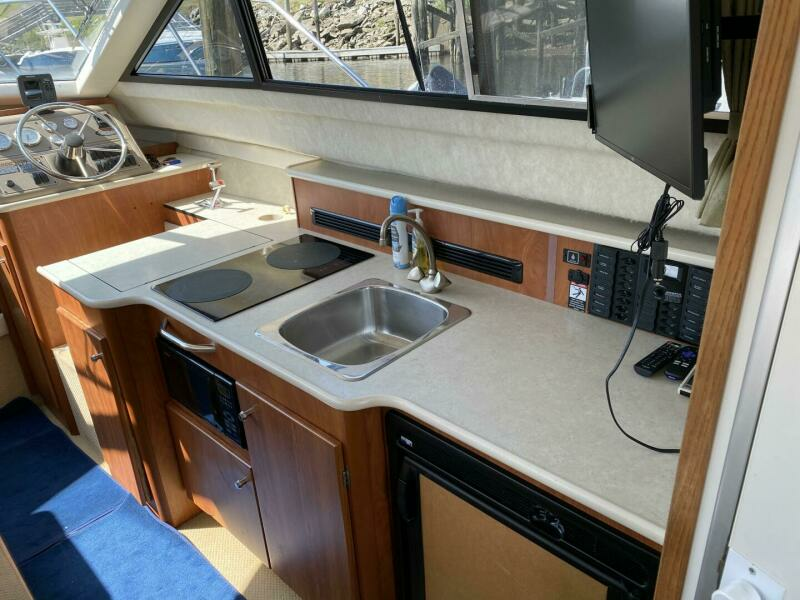 2003 Bayliner 288 Classic Cruiser