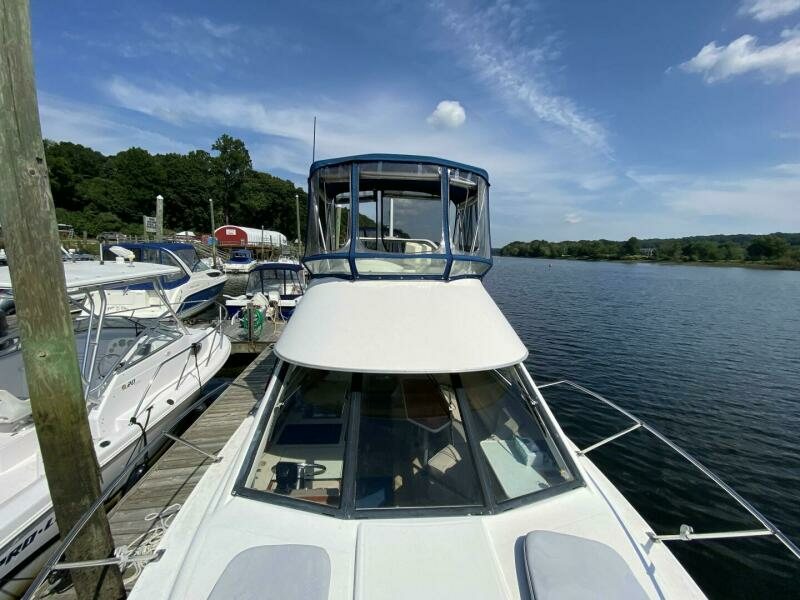 2003 Bayliner 288 Classic Cruiser