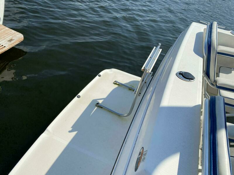 2003 Bayliner 288 Classic Cruiser