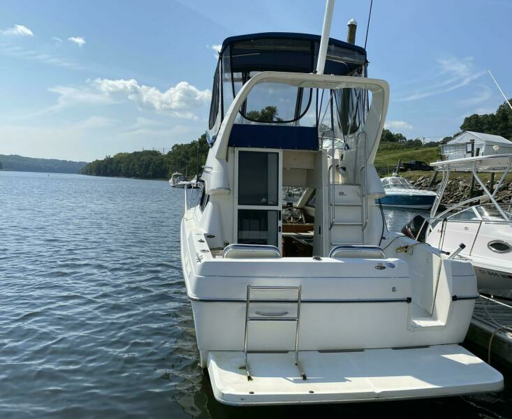 2003 Bayliner 288 Classic Cruiser