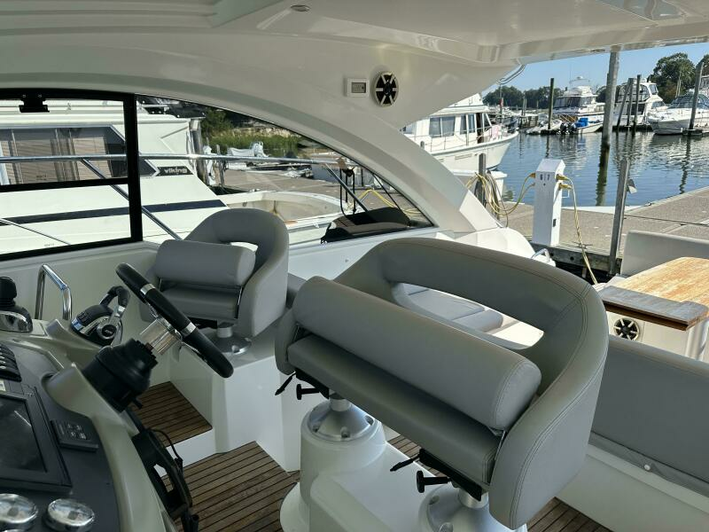 38ft Beneteau Yacht For Sale