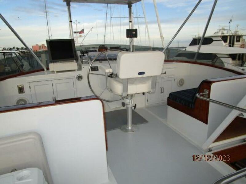 49' DeFever flybridge forward