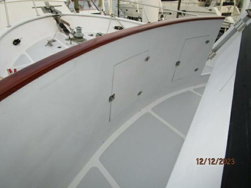 49' DeFever Portuguese bridge1
