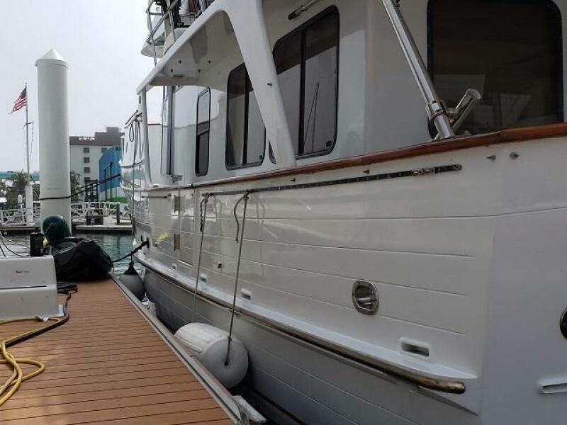 49' DeFever port gelcoat