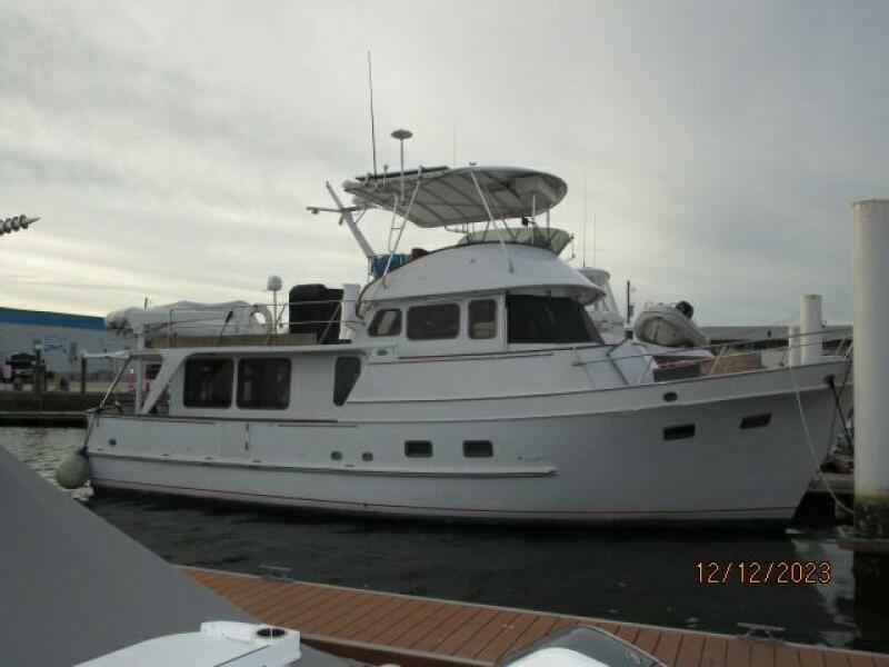 49' DeFever starboard profile