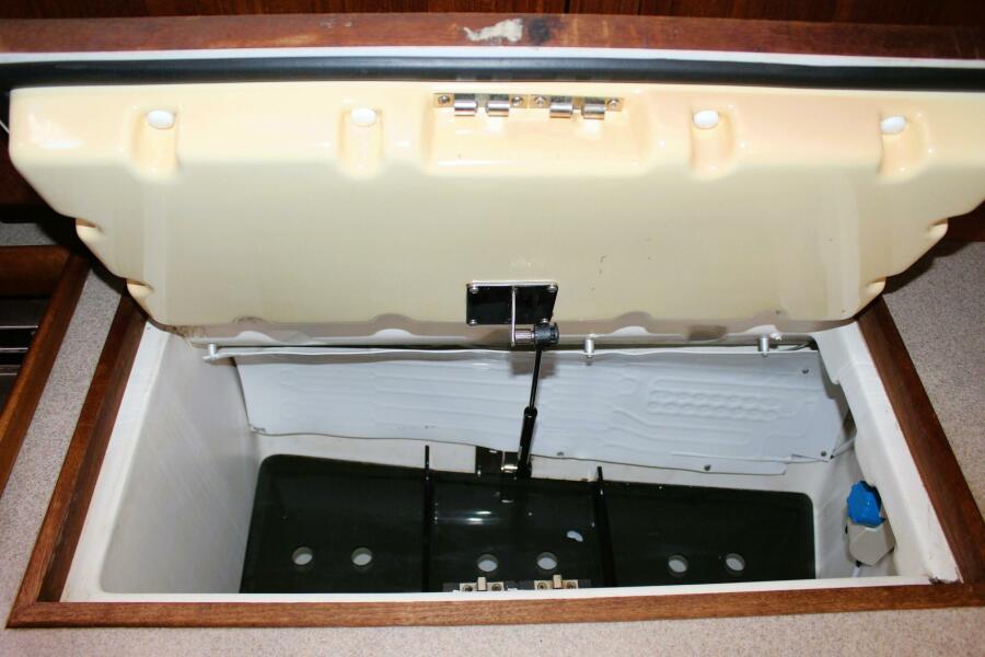 2000 Hunter 340