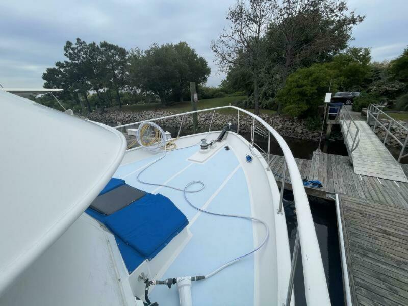 1983 DeFever Sundeck