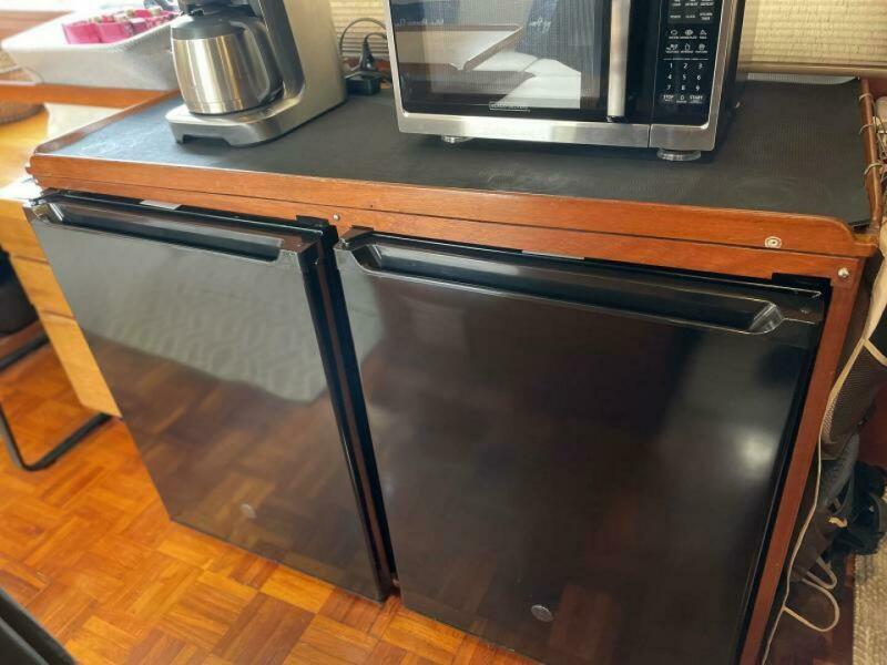 1983 DeFever Sundeck