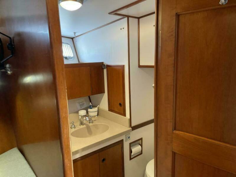 1983 DeFever Sundeck