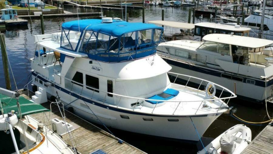 1983 DeFever Sundeck