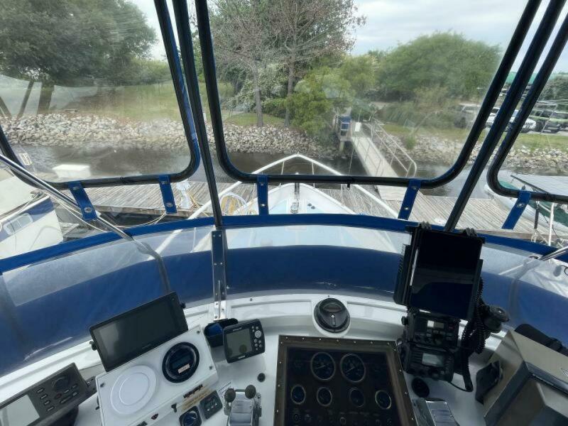 1983 DeFever Sundeck