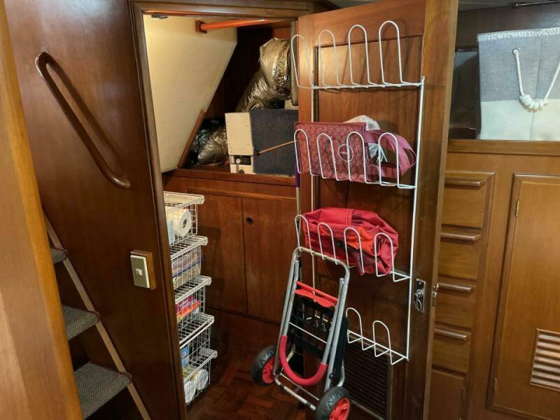 1983 DeFever Sundeck