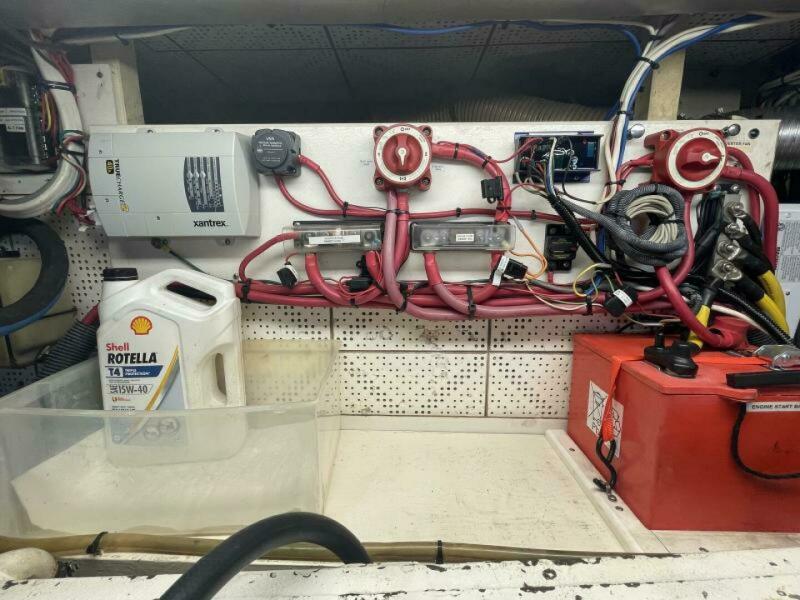 1983 DeFever Sundeck