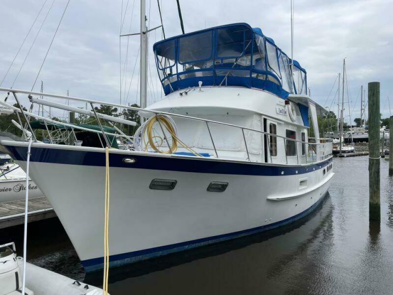 1983 DeFever Sundeck