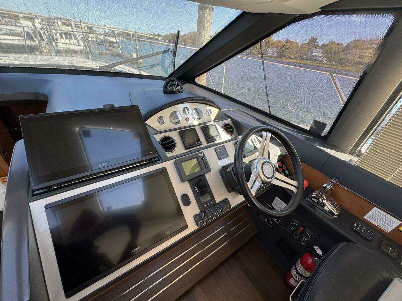 52ft Viking Princess Yacht For Sale 52ft Viking Princess Yacht For Sale