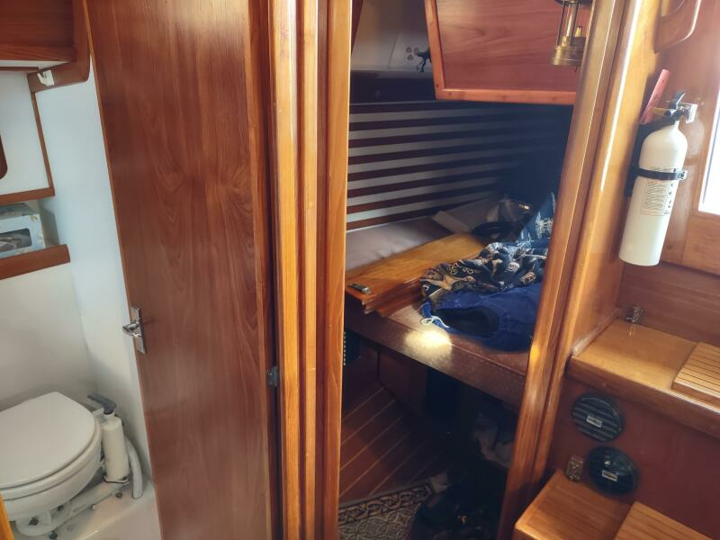 SHEET MUSIC 38ft Caliber Yacht For Sale