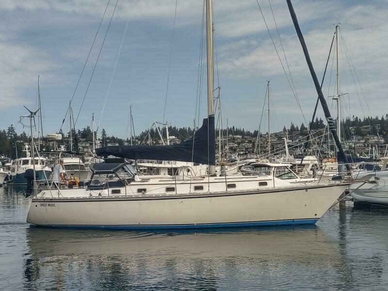 SHEET MUSIC 38ft Caliber Yacht For Sale