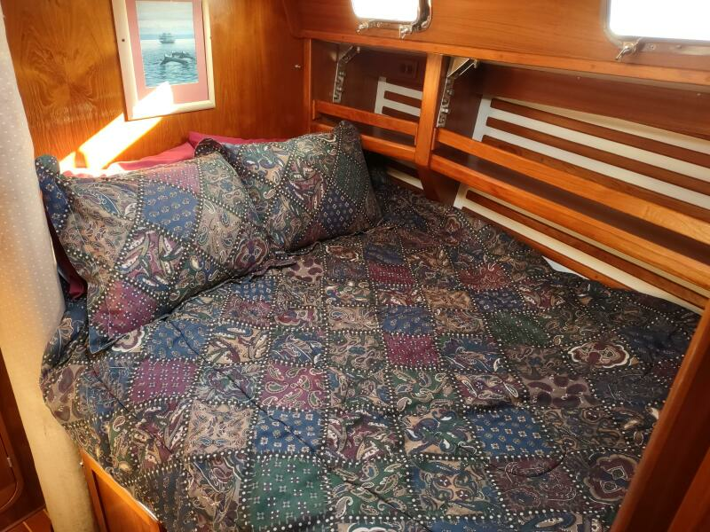 SHEET MUSIC 38ft Caliber Yacht For Sale