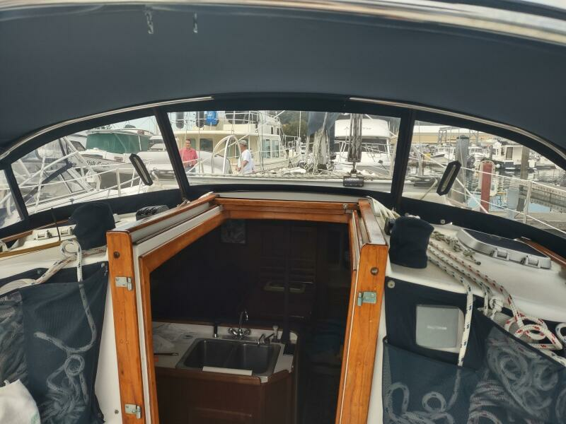 SHEET MUSIC 38ft Caliber Yacht For Sale