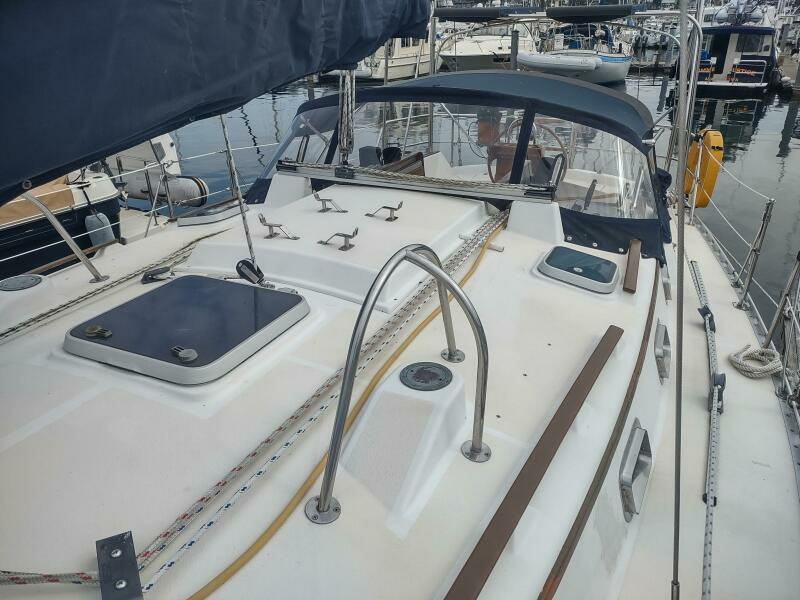 SHEET MUSIC 38ft Caliber Yacht For Sale