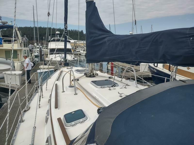 SHEET MUSIC 38ft Caliber Yacht For Sale