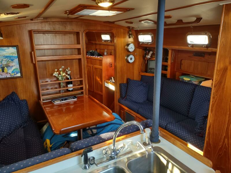SHEET MUSIC 38ft Caliber Yacht For Sale