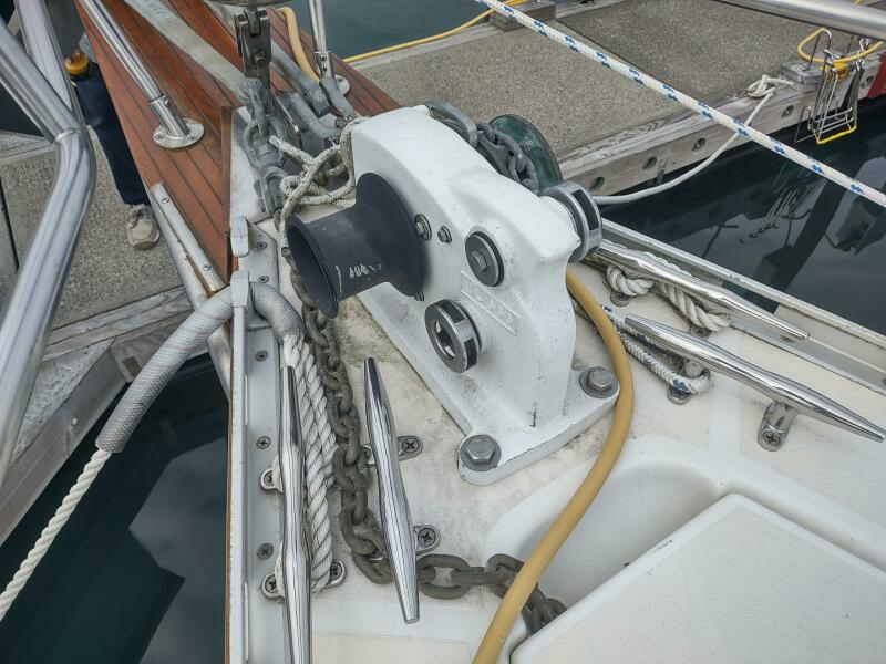 SHEET MUSIC 38ft Caliber Yacht For Sale