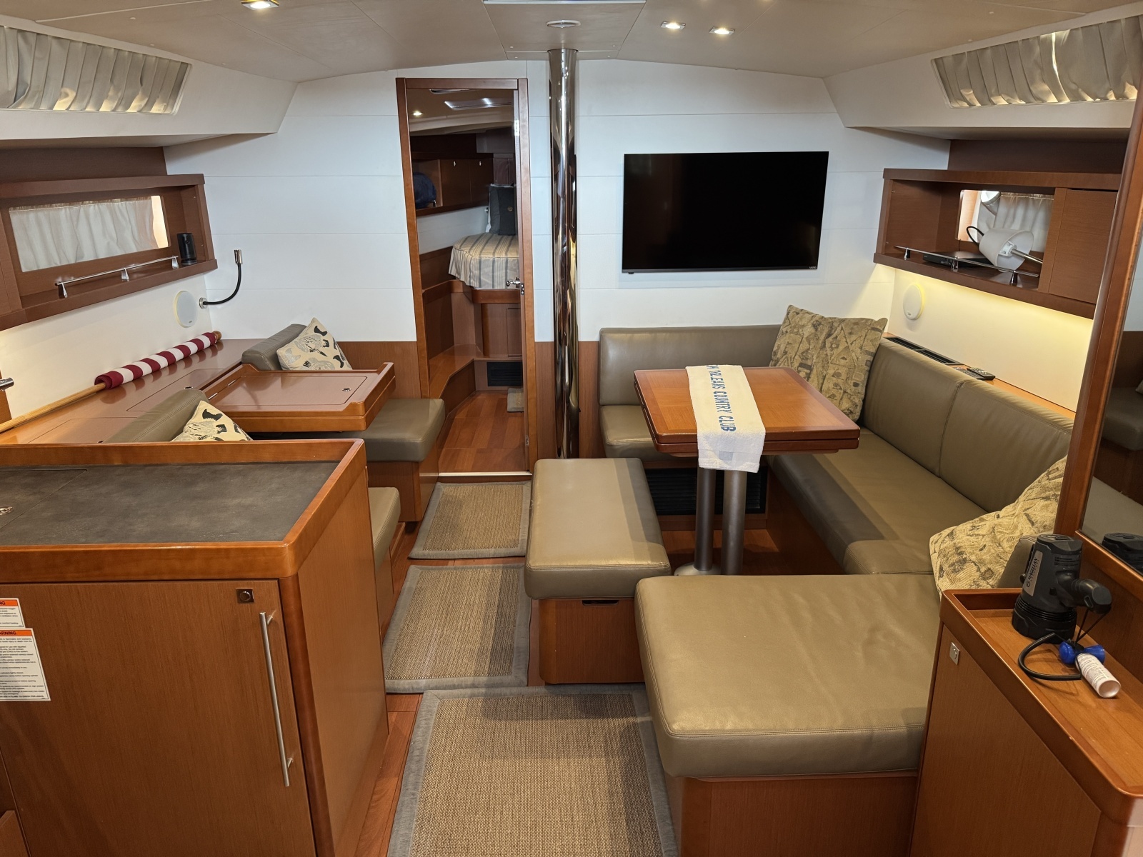 La Belle Vie 45ft Beneteau Yacht For Sale