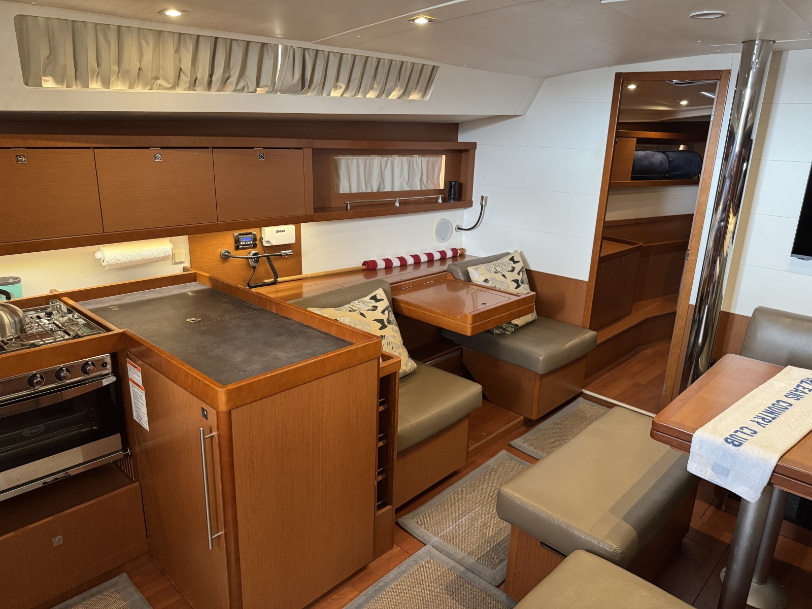 La Belle Vie 45ft Beneteau Yacht For Sale