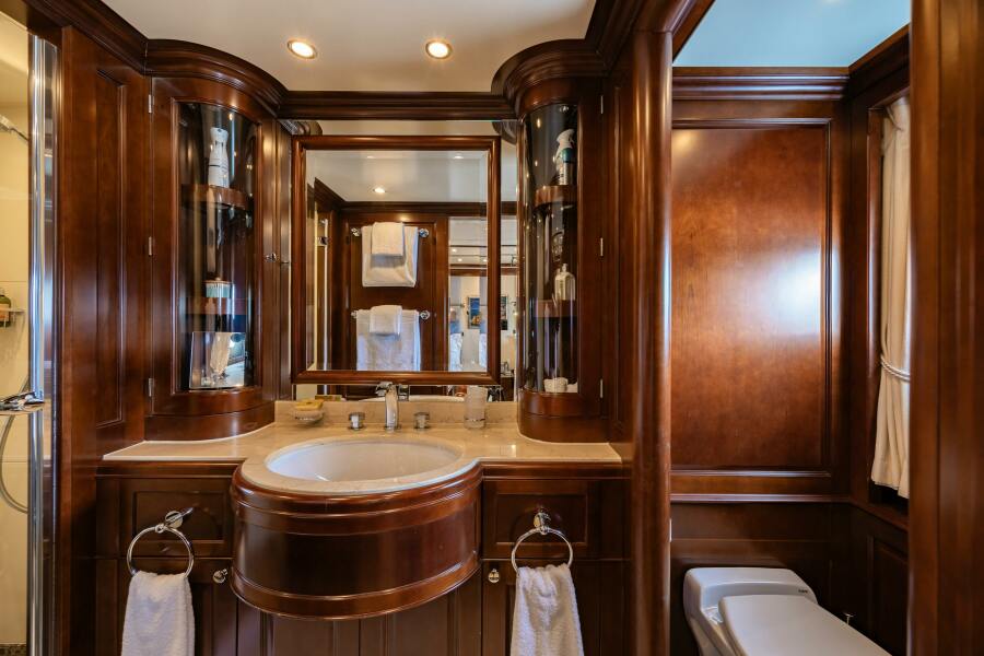 120' 2009 Benetti Benetti Classic 120