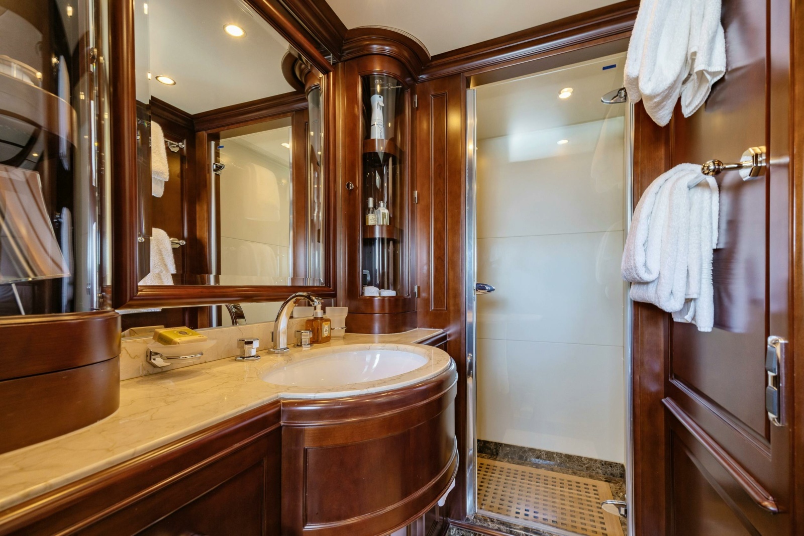 BUNTY 120ft Benetti Yacht For Sale