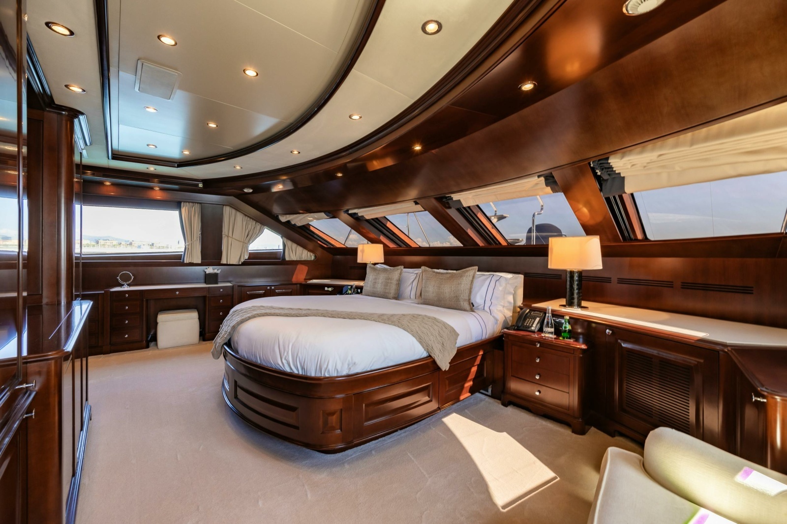 BUNTY 120ft Benetti Yacht For Sale