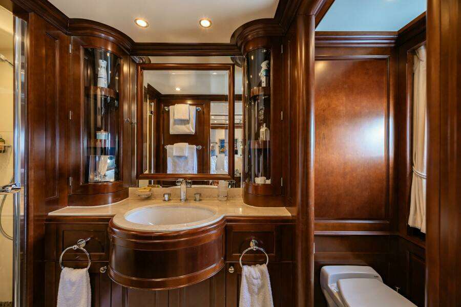 BUNTY 120ft Benetti Yacht For Sale