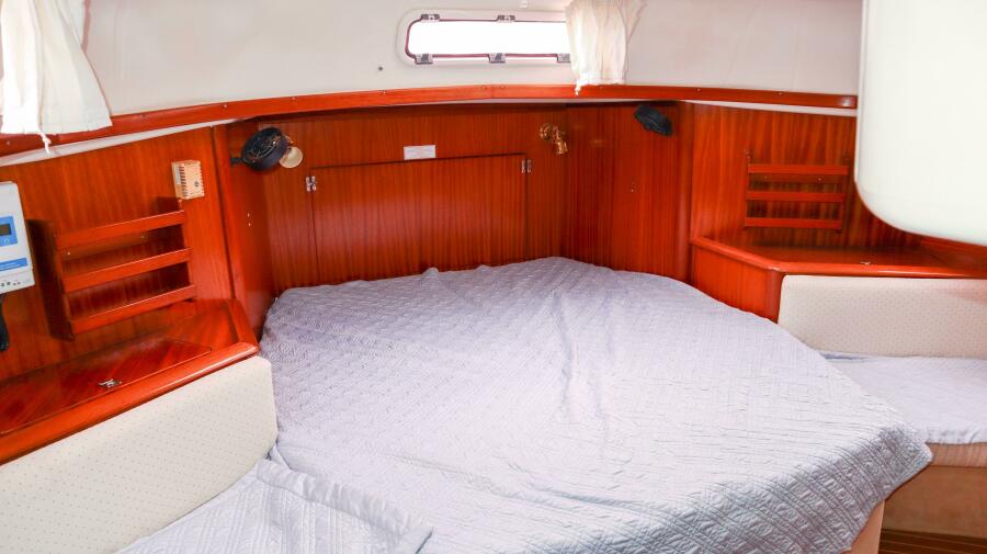 2003 Bavaria 44 Ocean