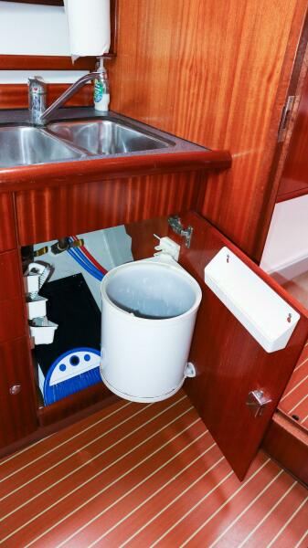 2003 Bavaria 44 Ocean