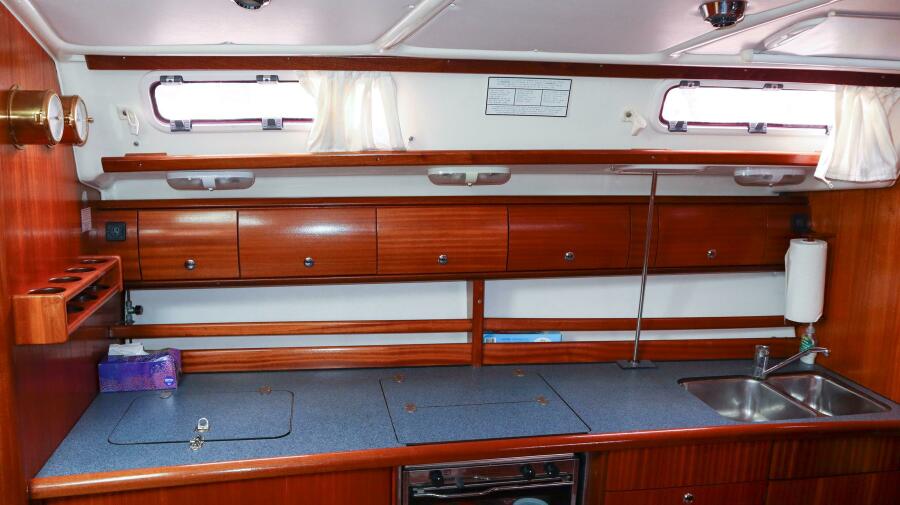 2003 Bavaria 44 Ocean