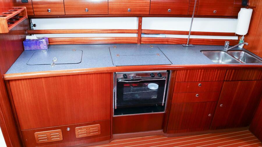 2003 Bavaria 44 Ocean