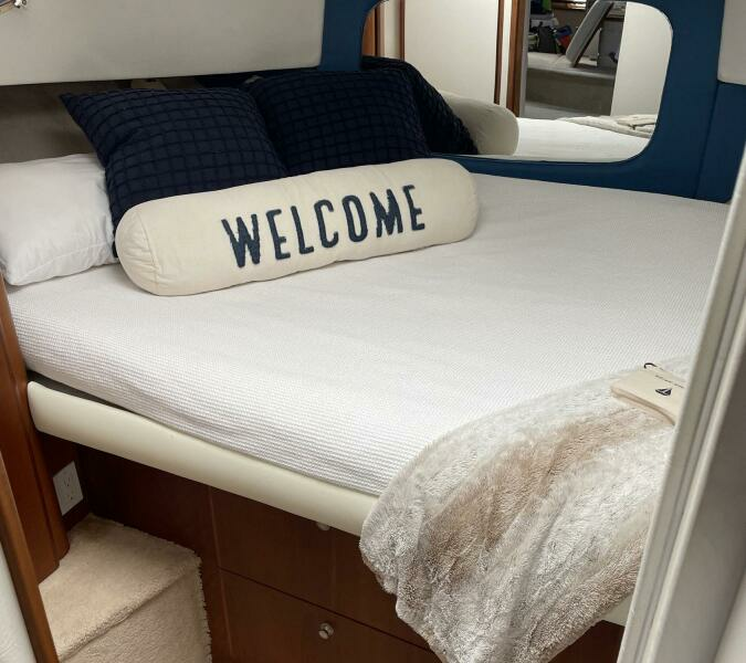 HAPPY OUR rsquo S 37ft Silverton Yacht For Sale