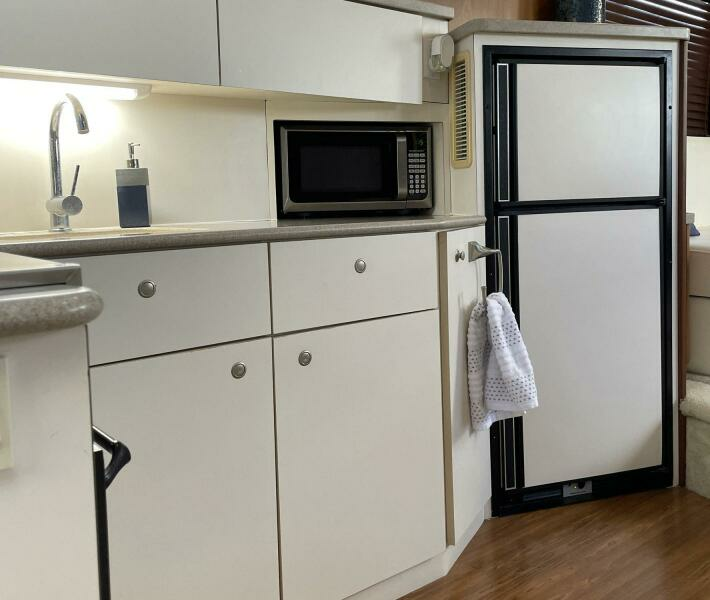 HAPPY OUR rsquo S 37ft Silverton Yacht For Sale