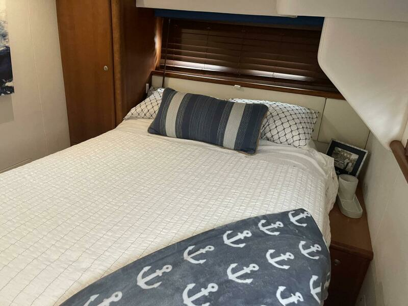 HAPPY OUR rsquo S 37ft Silverton Yacht For Sale