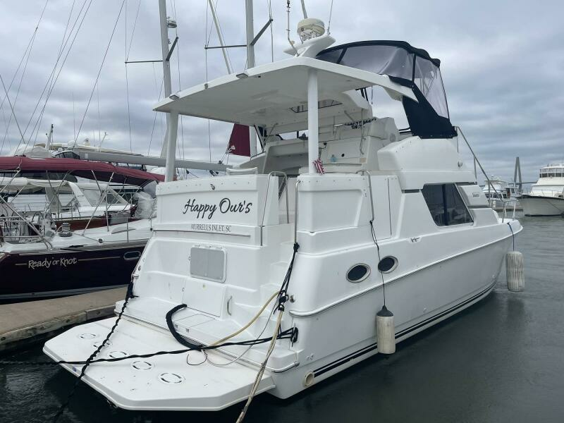 HAPPY OUR rsquo S 37ft Silverton Yacht For Sale