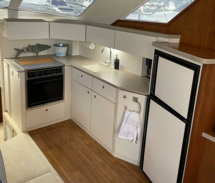 HAPPY OUR rsquo S 37ft Silverton Yacht For Sale