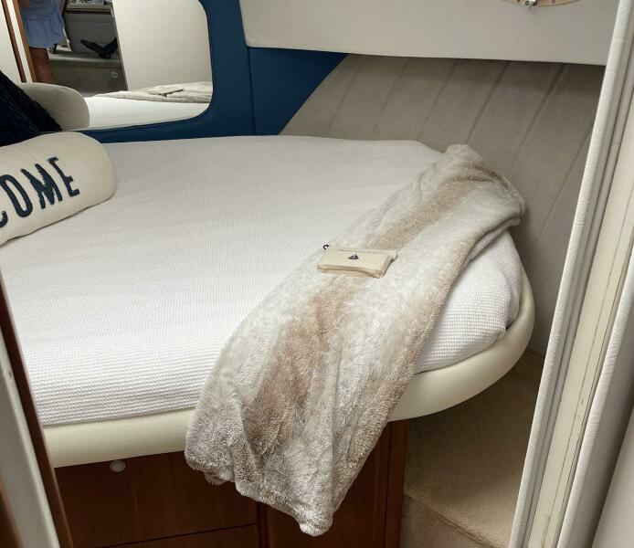 HAPPY OUR rsquo S 37ft Silverton Yacht For Sale