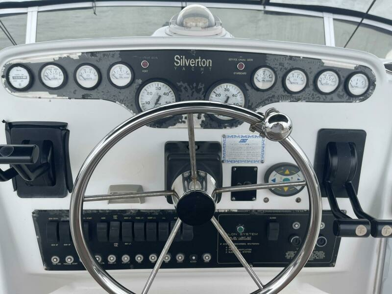 HAPPY OUR rsquo S 37ft Silverton Yacht For Sale