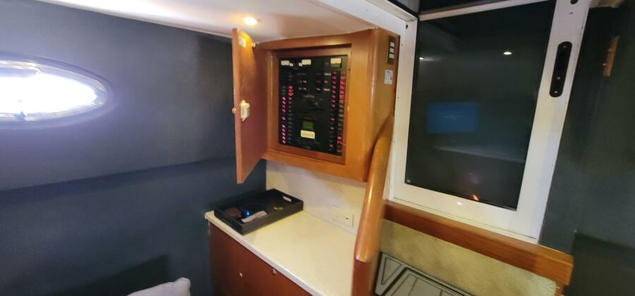 48' 1998 Ocean Yachts 48 Express