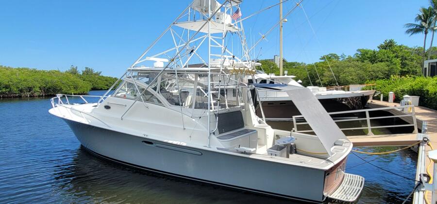 48' 1998 Ocean Yachts 48 Express