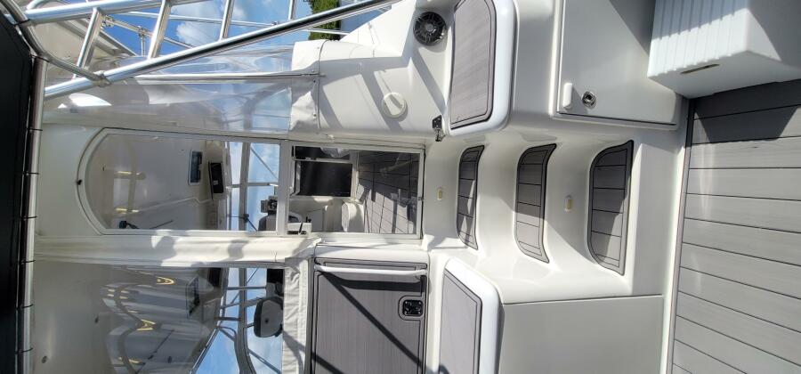 48' 1998 Ocean Yachts 48 Express