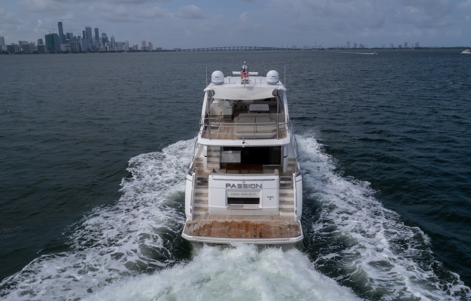 2021 Princess F70