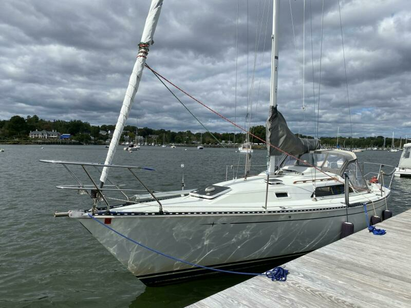 QUALITY TIME 33ft C amp C Yacht For Sale